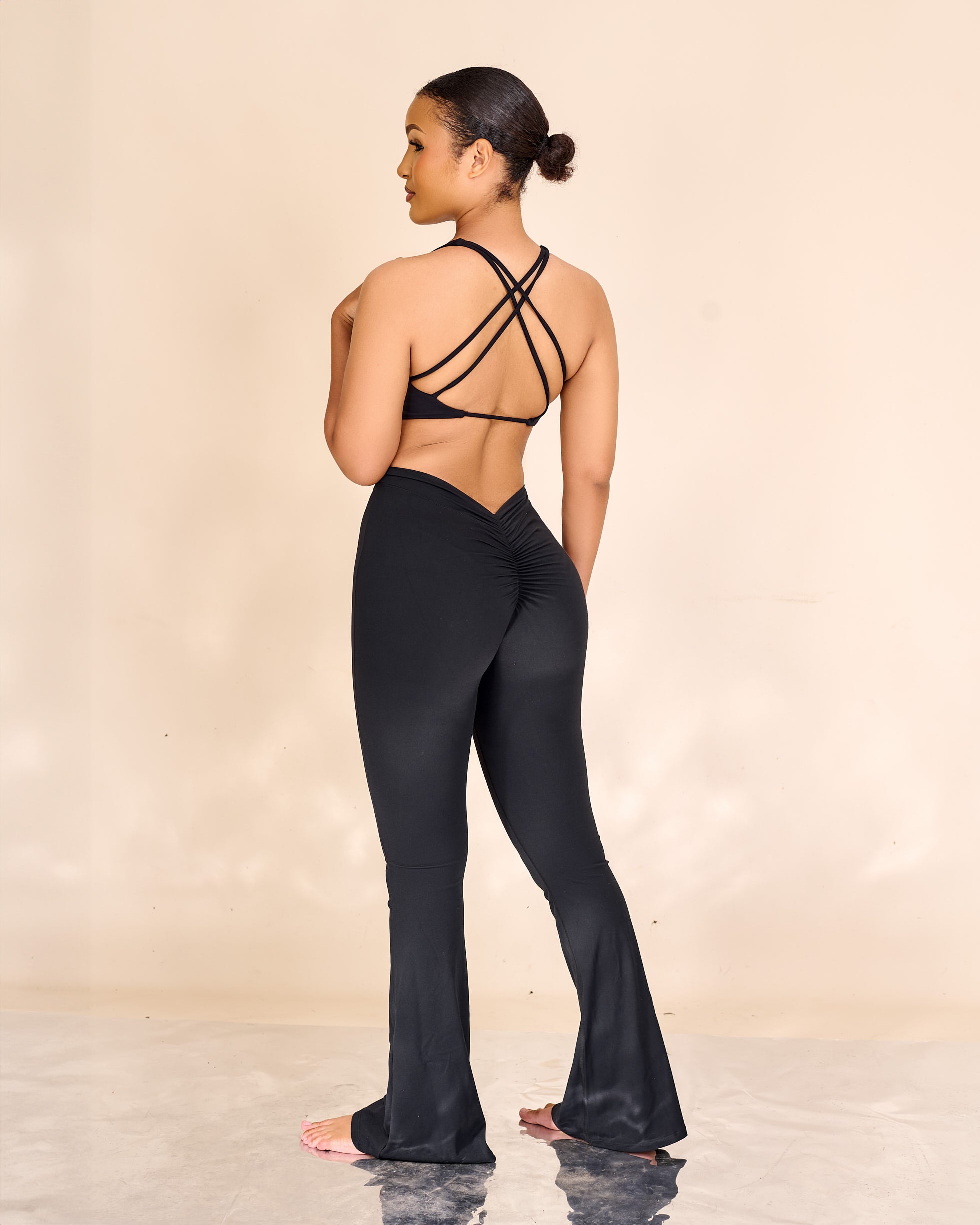 Annalise Knot Scrunch Bum Flared Set