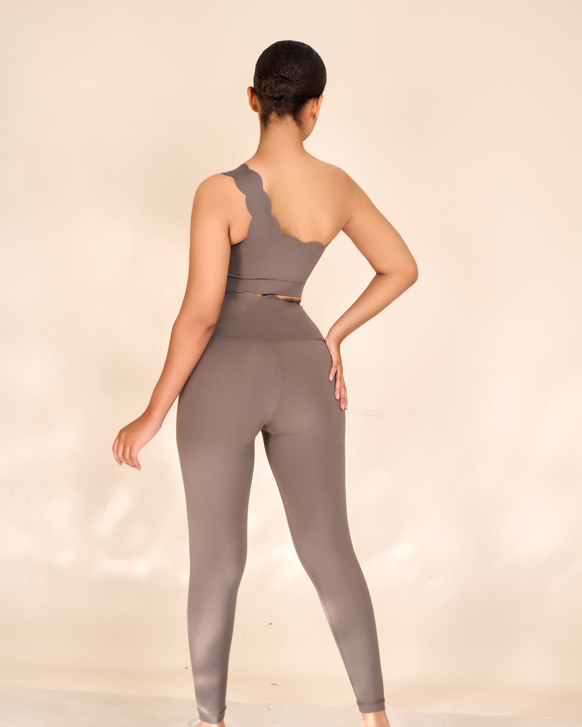 Akayda Monostrap Scalloped Hem Detailed Leggings Set