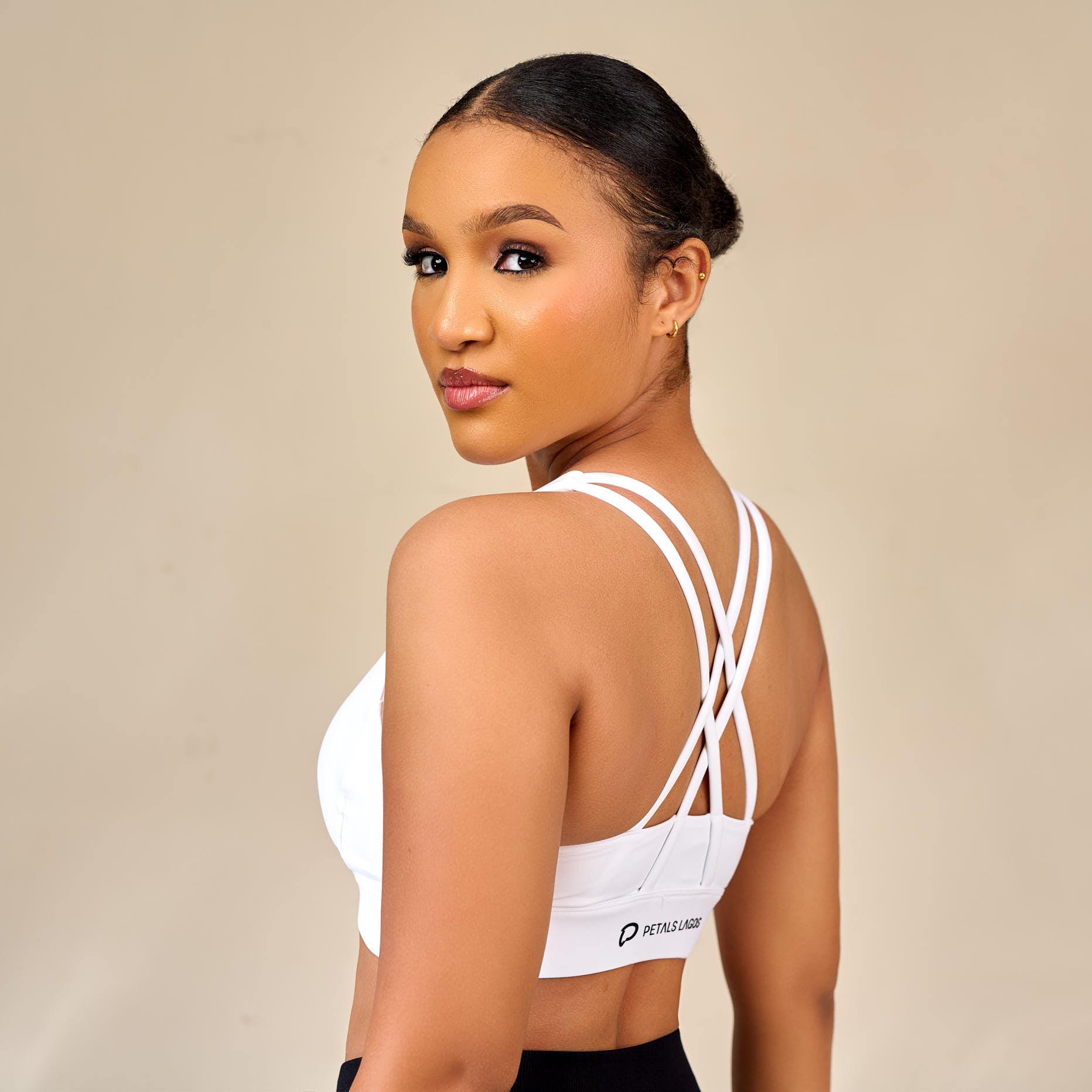 Odella Zip-up Contour Crisscross Sport Bra