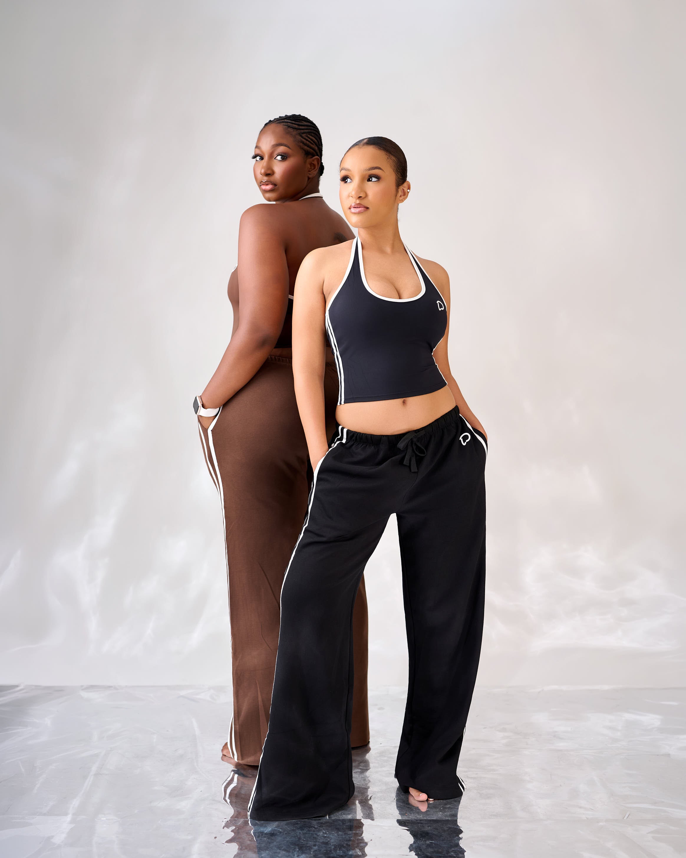 The Tèmí Halter Jogger Set