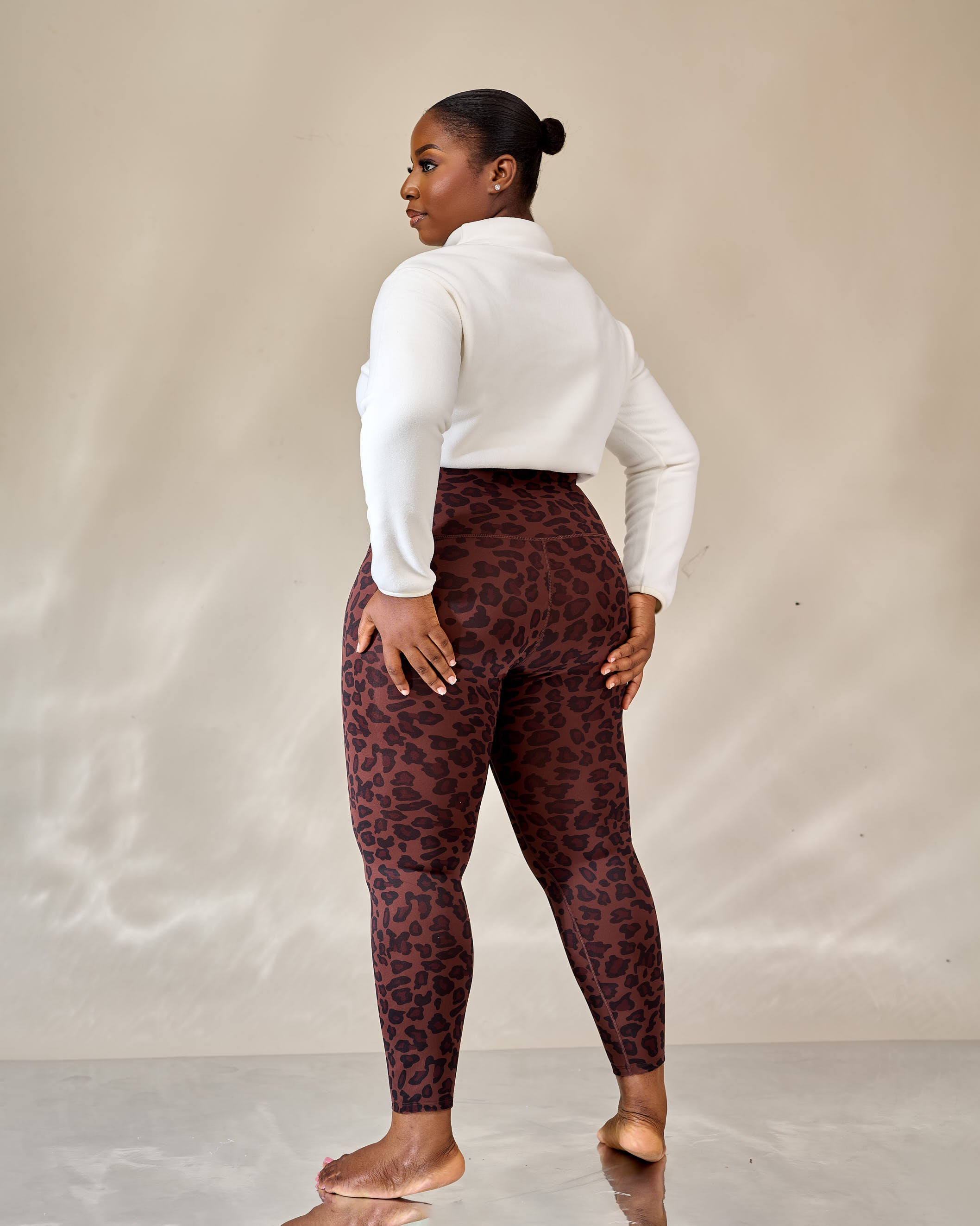 Bithia Soft-form Cheetah Print Leggings Set