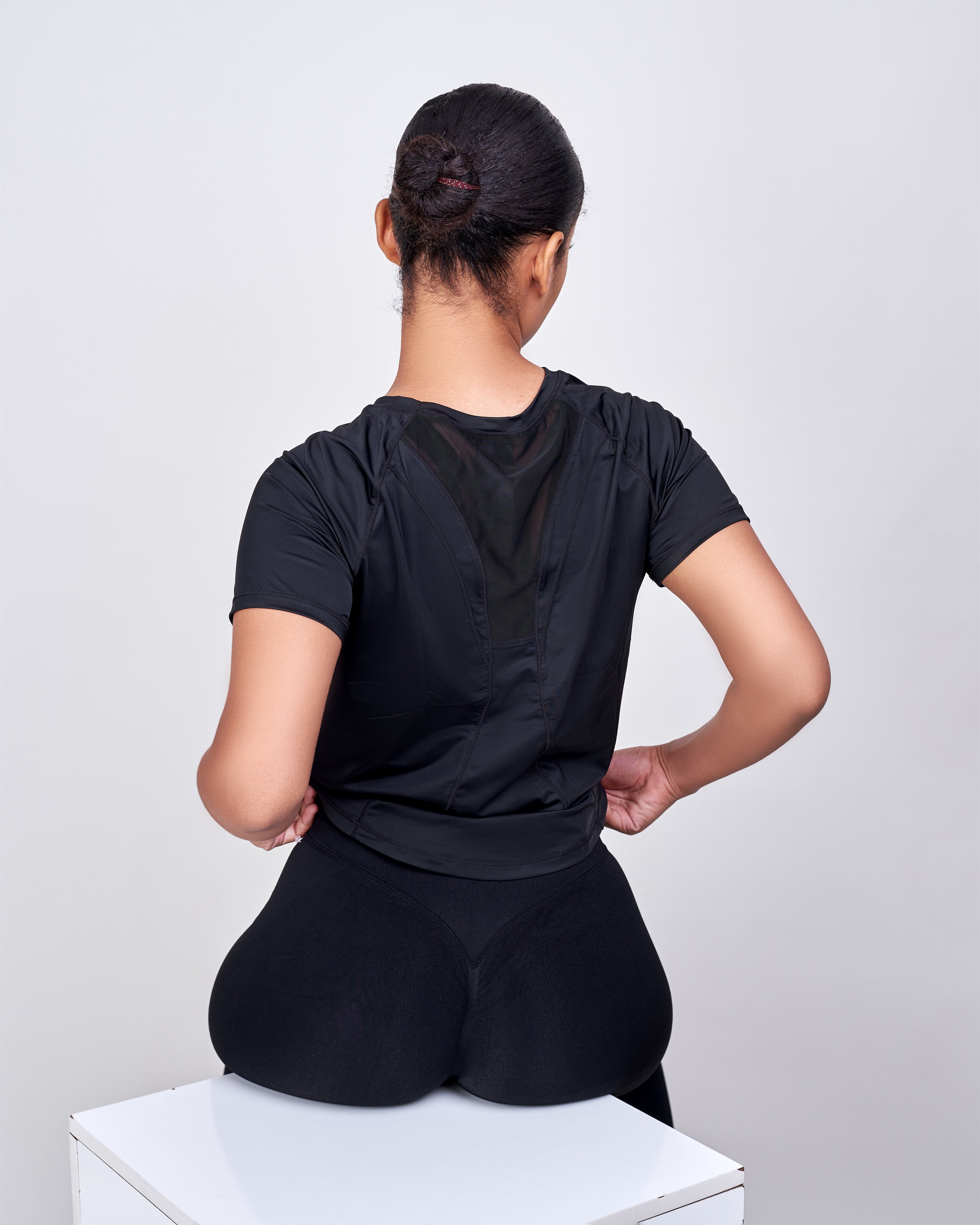 Zinnie Mesh Detail Loose Fit Short - Sleeve Oversized Top