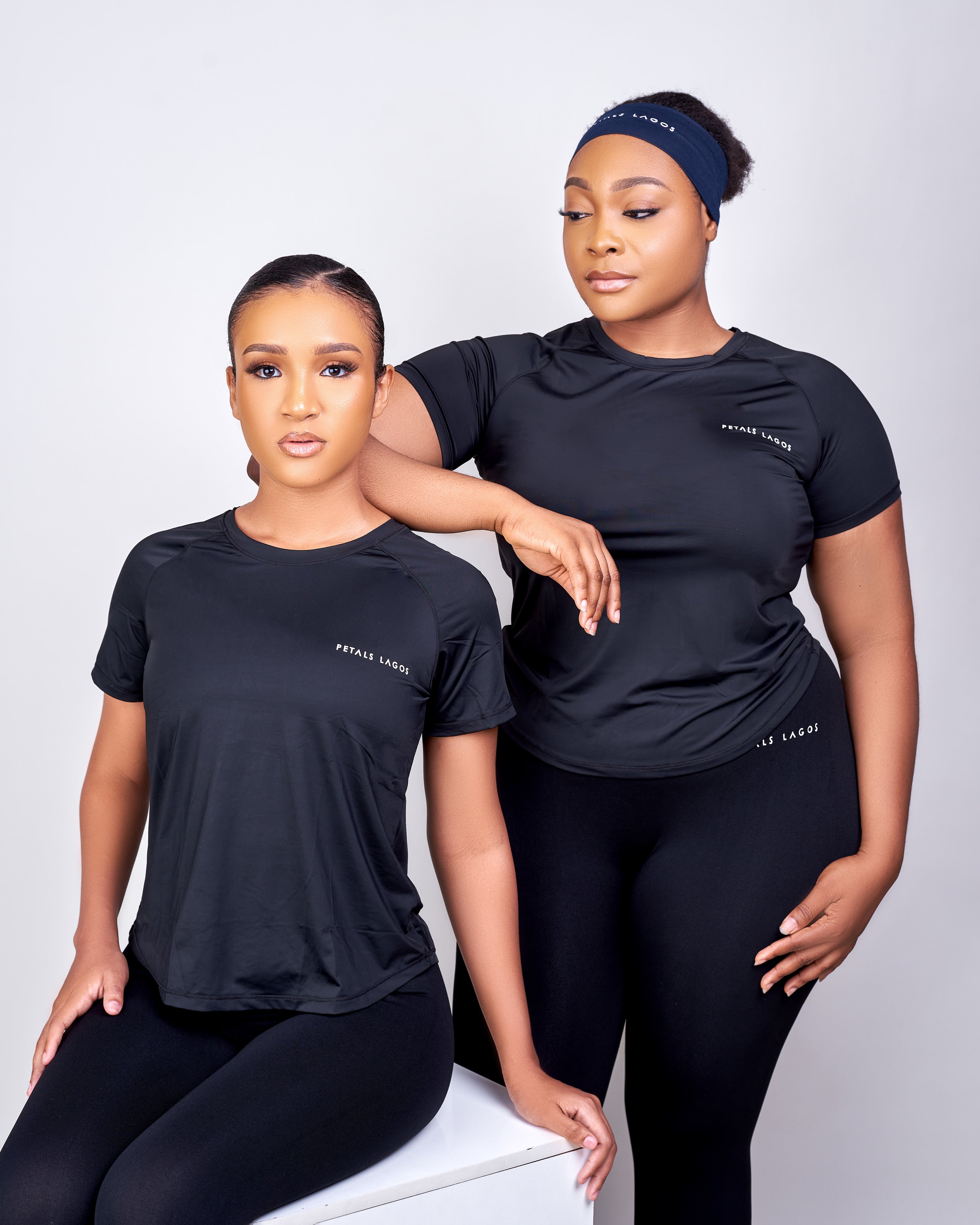 Zinnie Mesh Detail Loose Fit Short - Sleeve Oversized Top