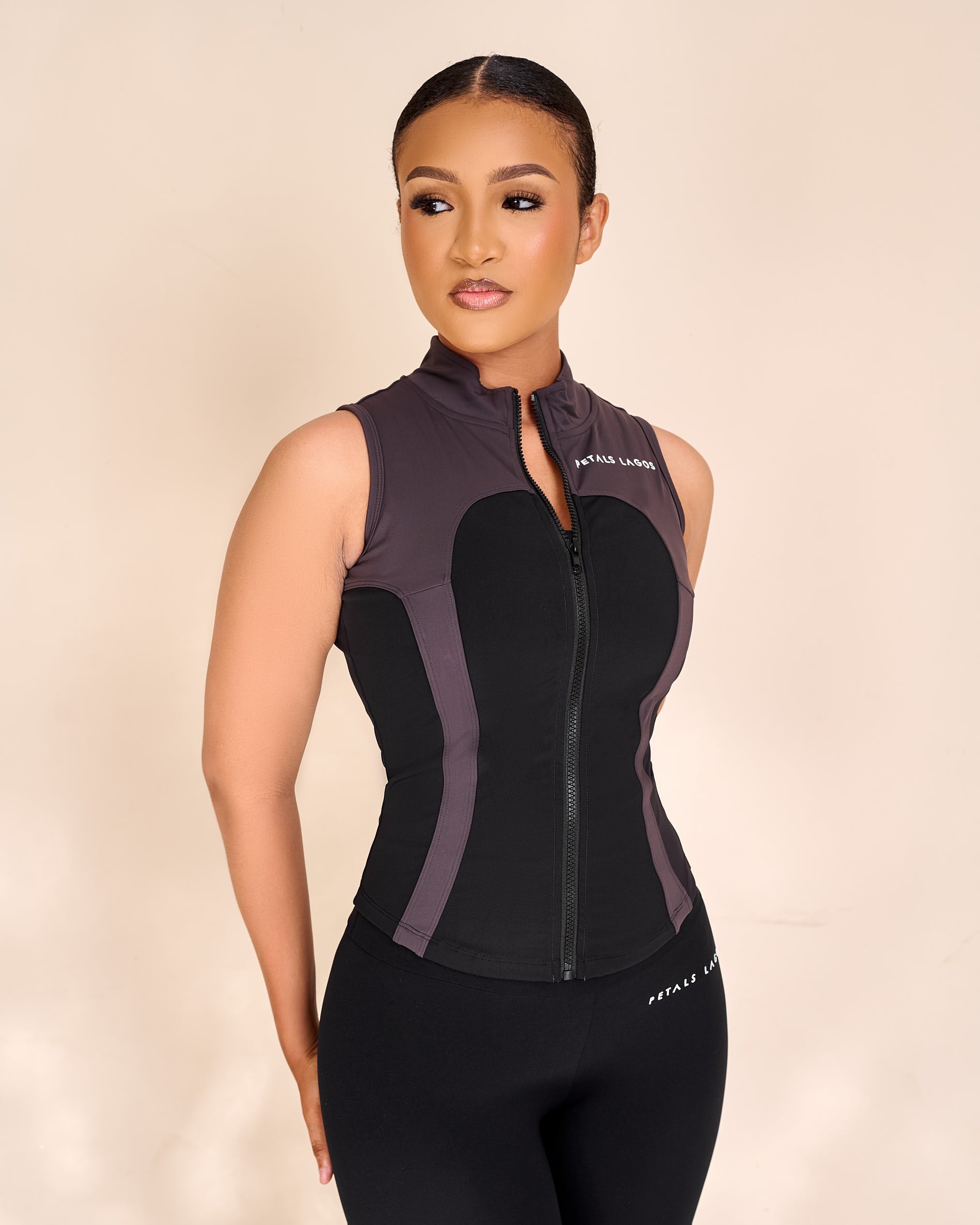 Titi Training Two Tone Sleveless Zip Up Top