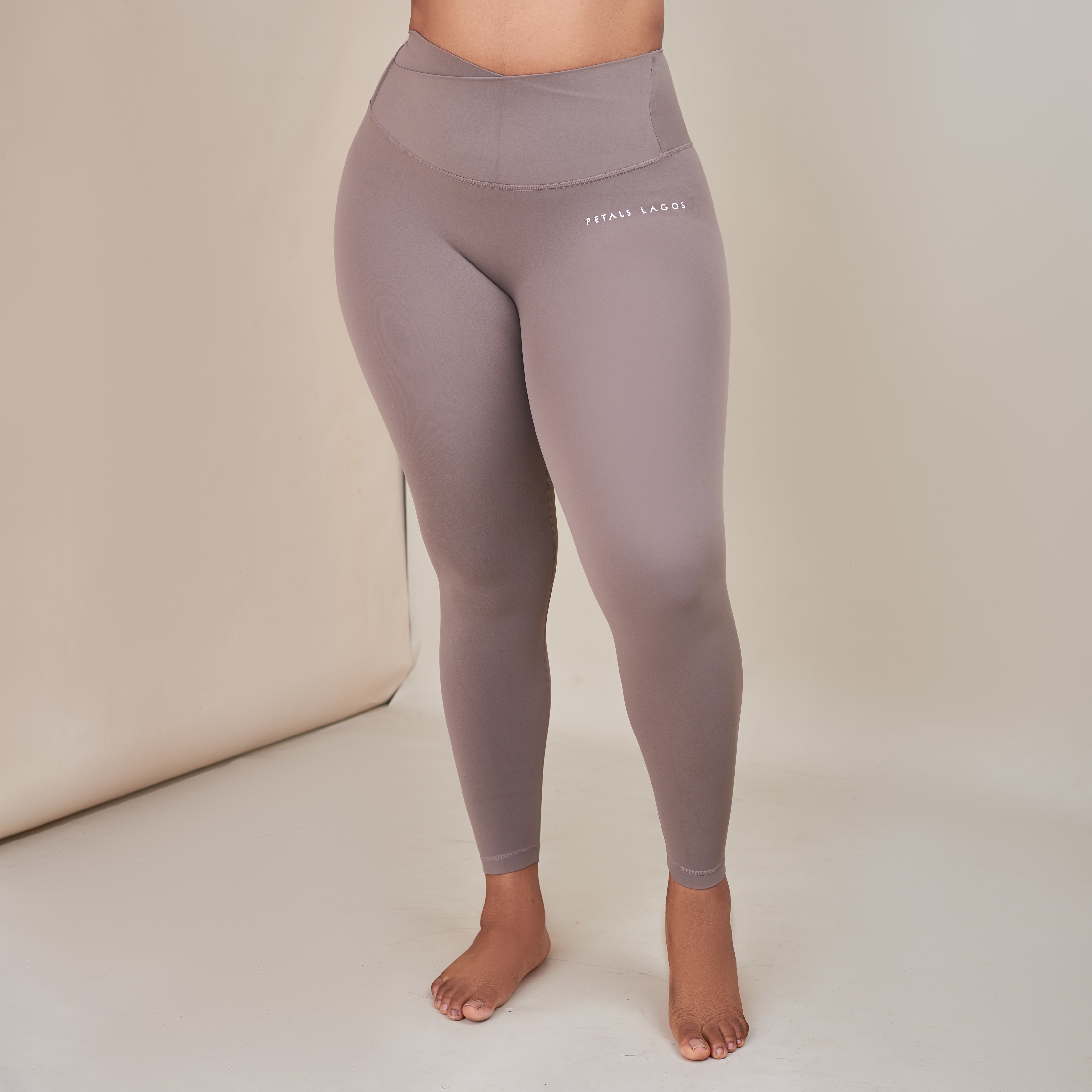 Amira Crisscross Seamless Leggings