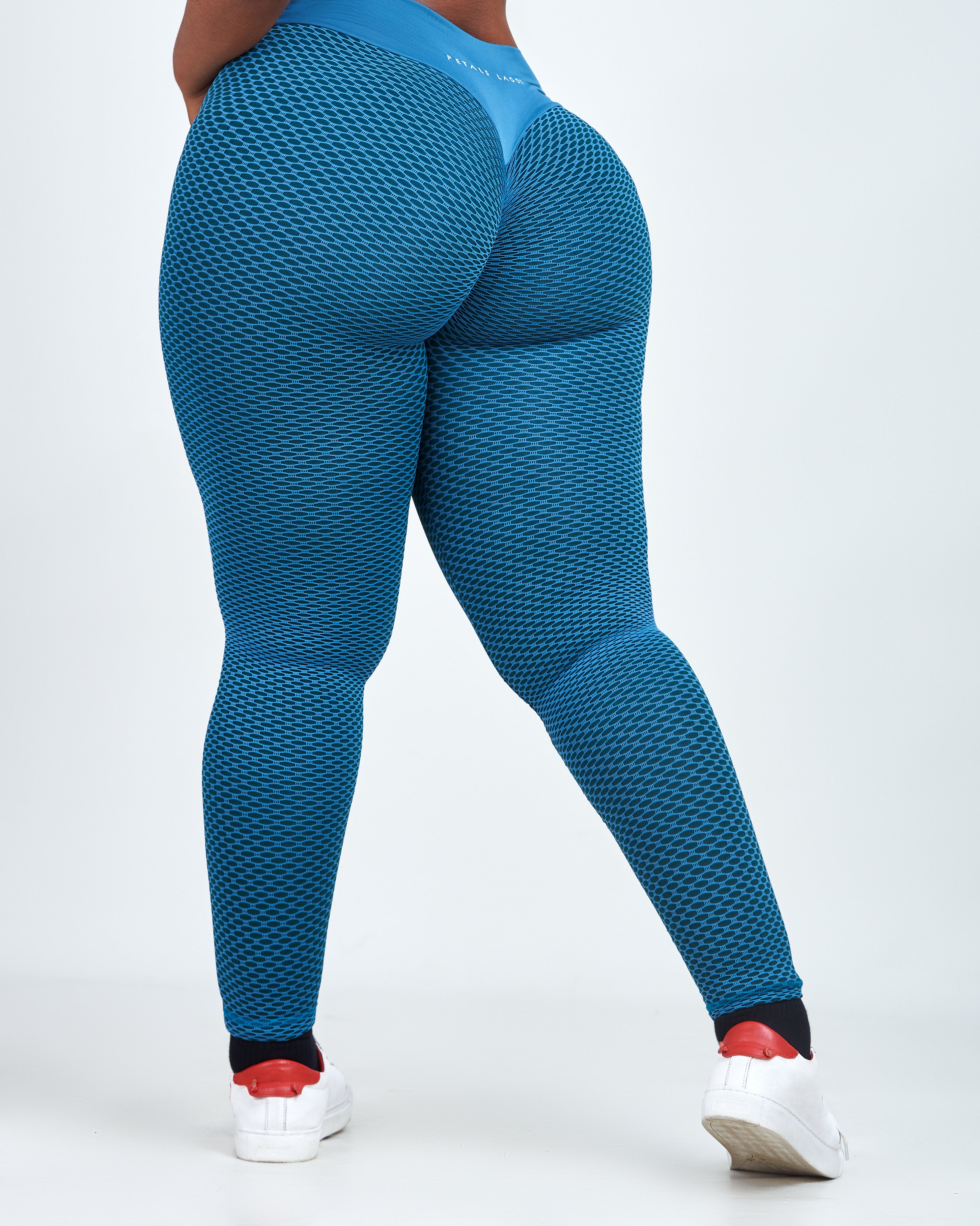 Zene Web Detailed Leggings